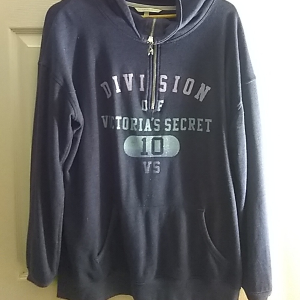 PINK Victoria secret sweatshirt